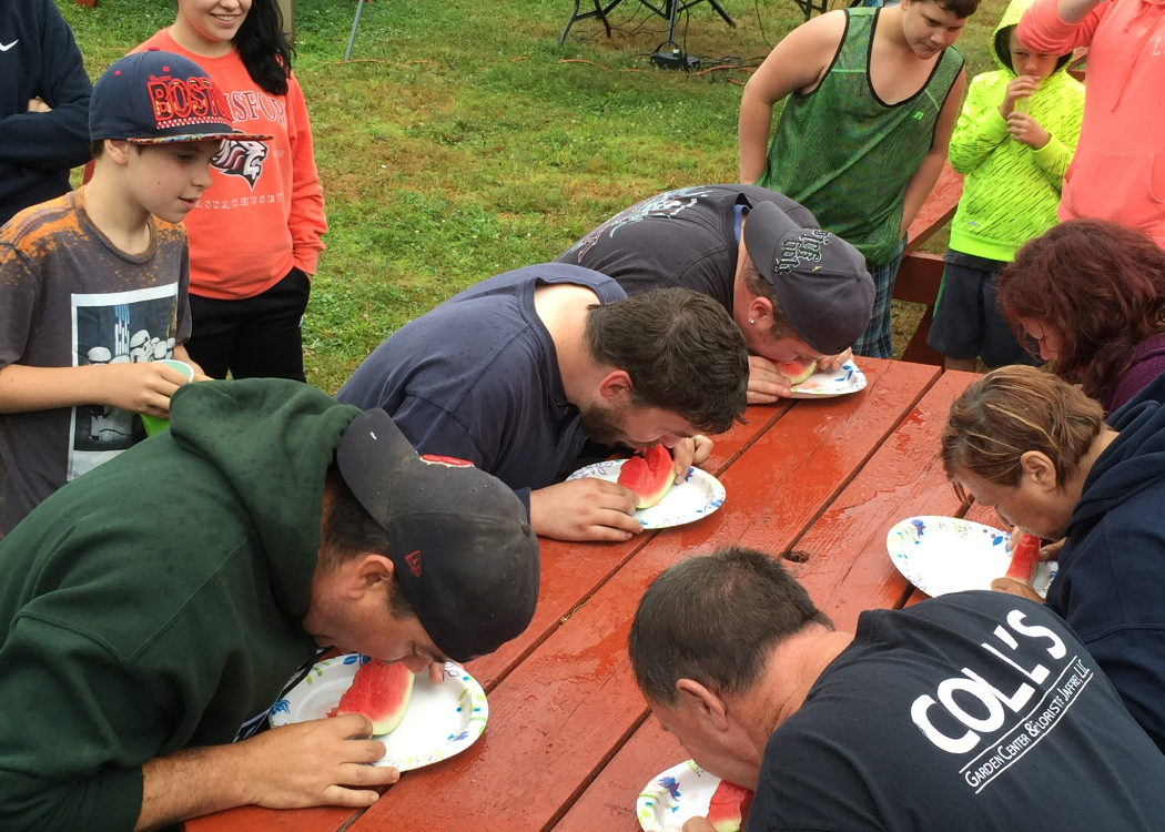 Families enjoying activities at Friendly Beaver Campground